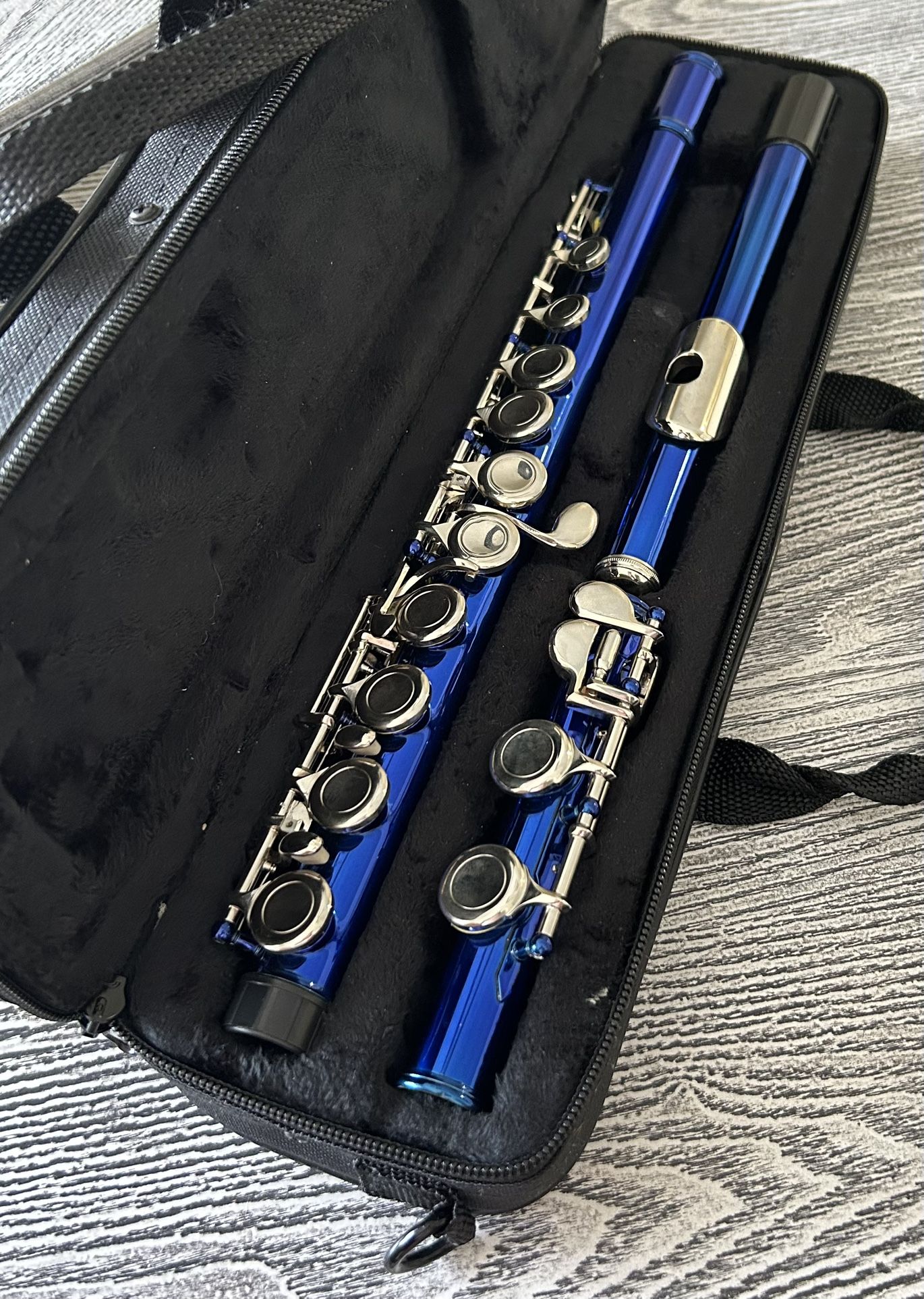 Cupronickel Nickel Plated Blue Flute with Carry Case- Excellent/Like new Condition. $75