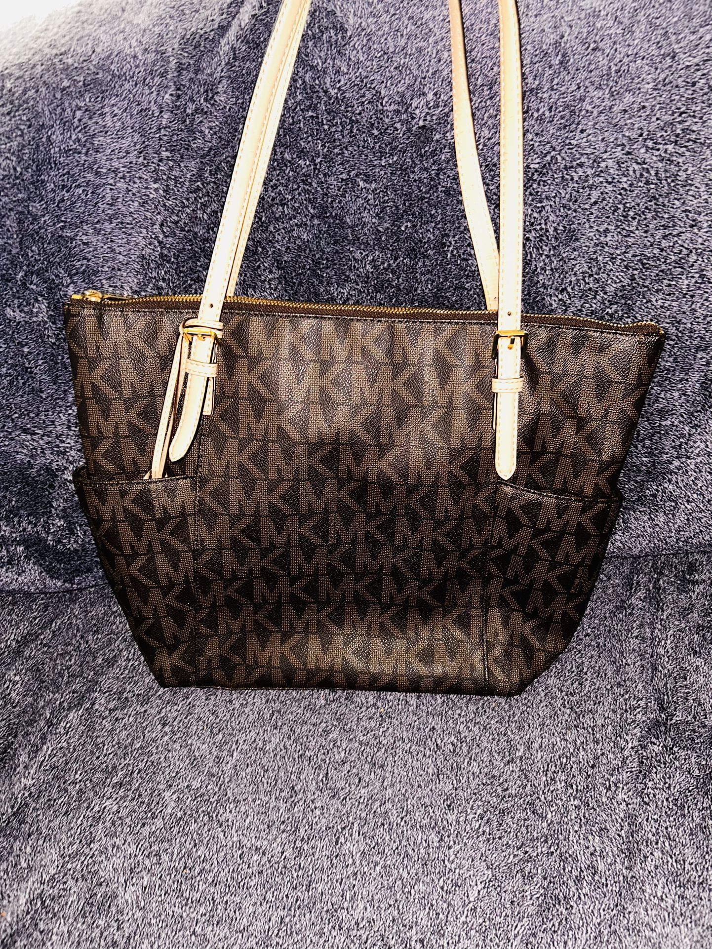 Michael Kors East/West Signature Tote