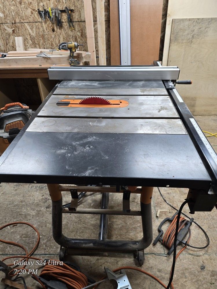 Rigid 10 Inch Table Saw