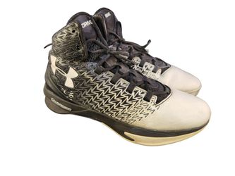 UNDER ARMOUR CHARGED DRIVE MEN SNEAKERS SHOES SIZE 13 WHITE, BLACK , GRAY