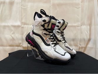 Brand New Vans Crestline GORE-TEX MTE Boots