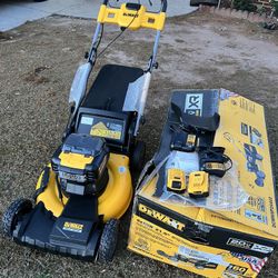 Dewalt 20v Self Proppeled Lawn Mower(BRAND NEW ) 