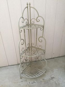 Three-Tiered Metal Corner Rack