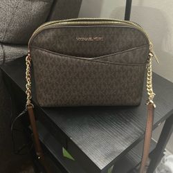 Michael Kors Crossbody