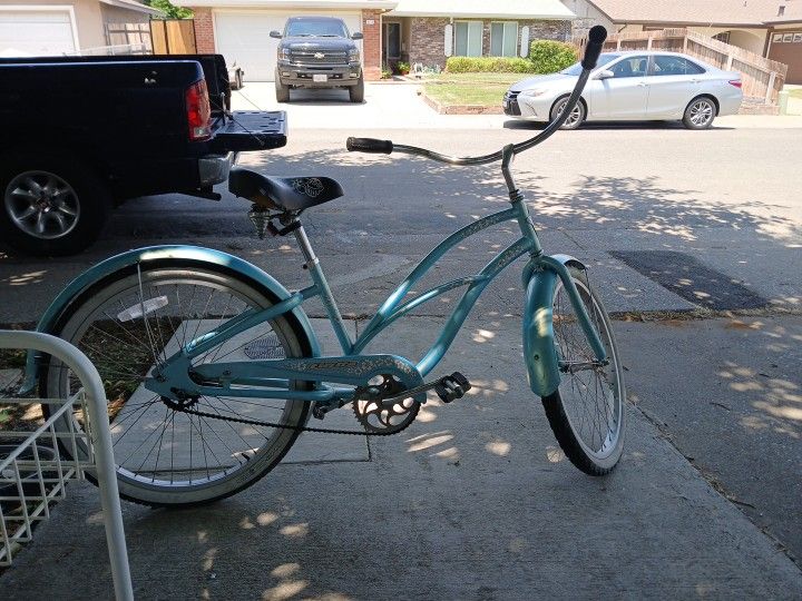 Used Lime Green Hawaii Electra Beach Cruiser 26"