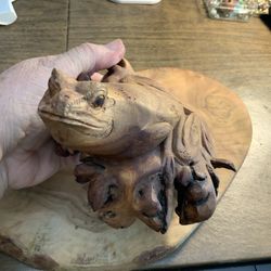 Carved Frog 