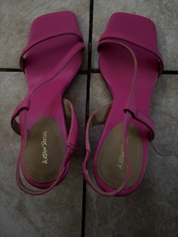 Pink heels