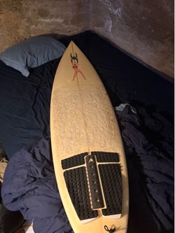 6’4 surfboard ready to ride
