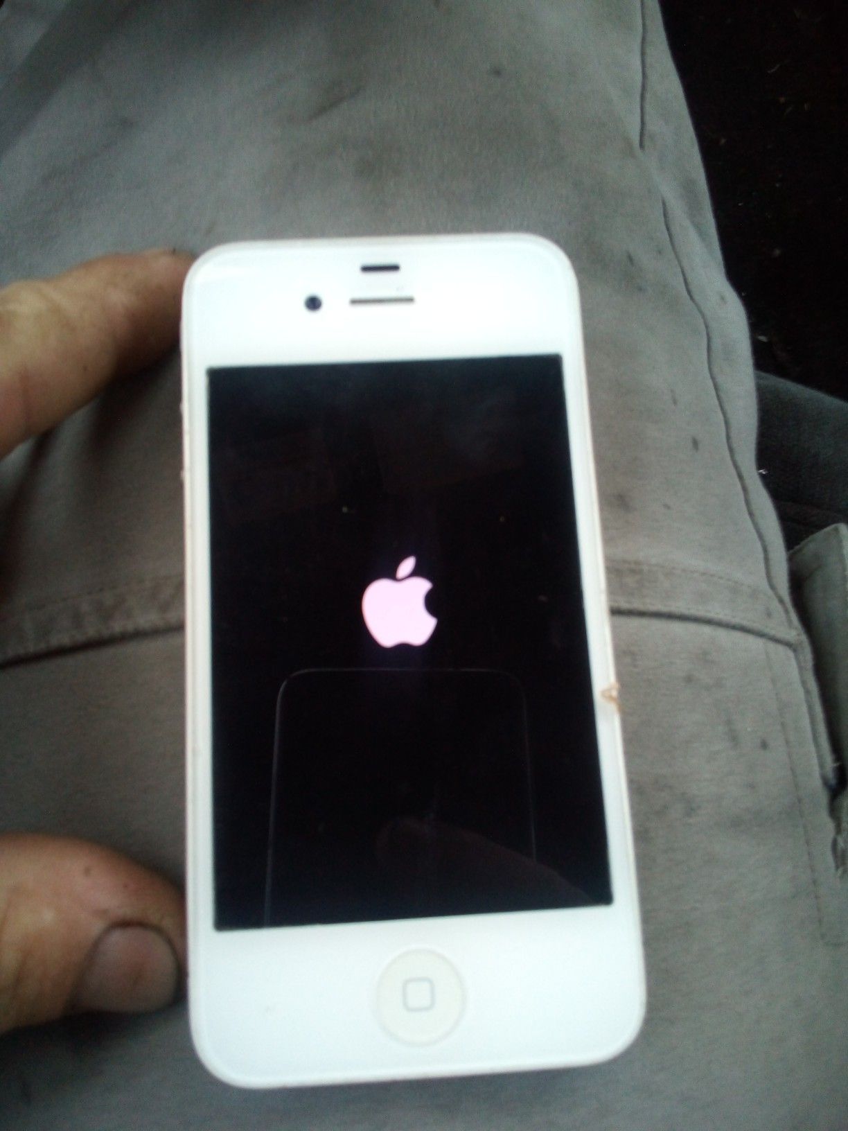 iPhone 4 locked $10