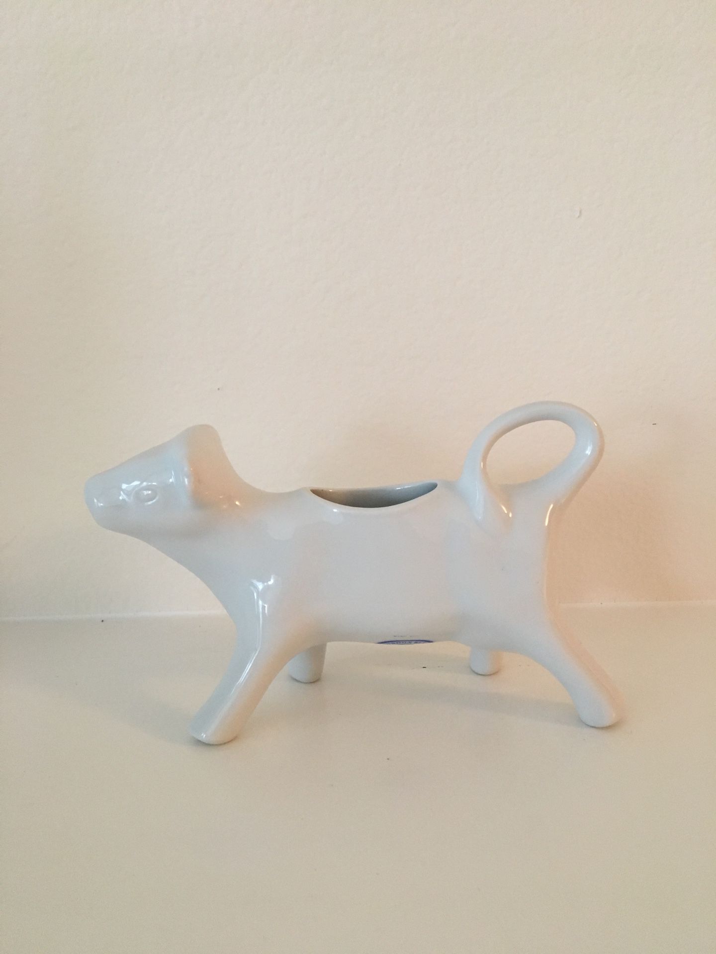 Ceramic cow creamer pitcher