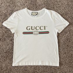 White Gucci T-shirt