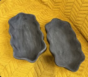 ONE LEFT Grey Textured Trays / Trinket trays $10