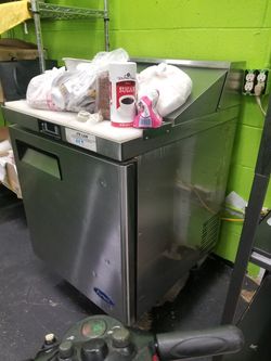 Small refrigerador de restaurante 900dlls OBO