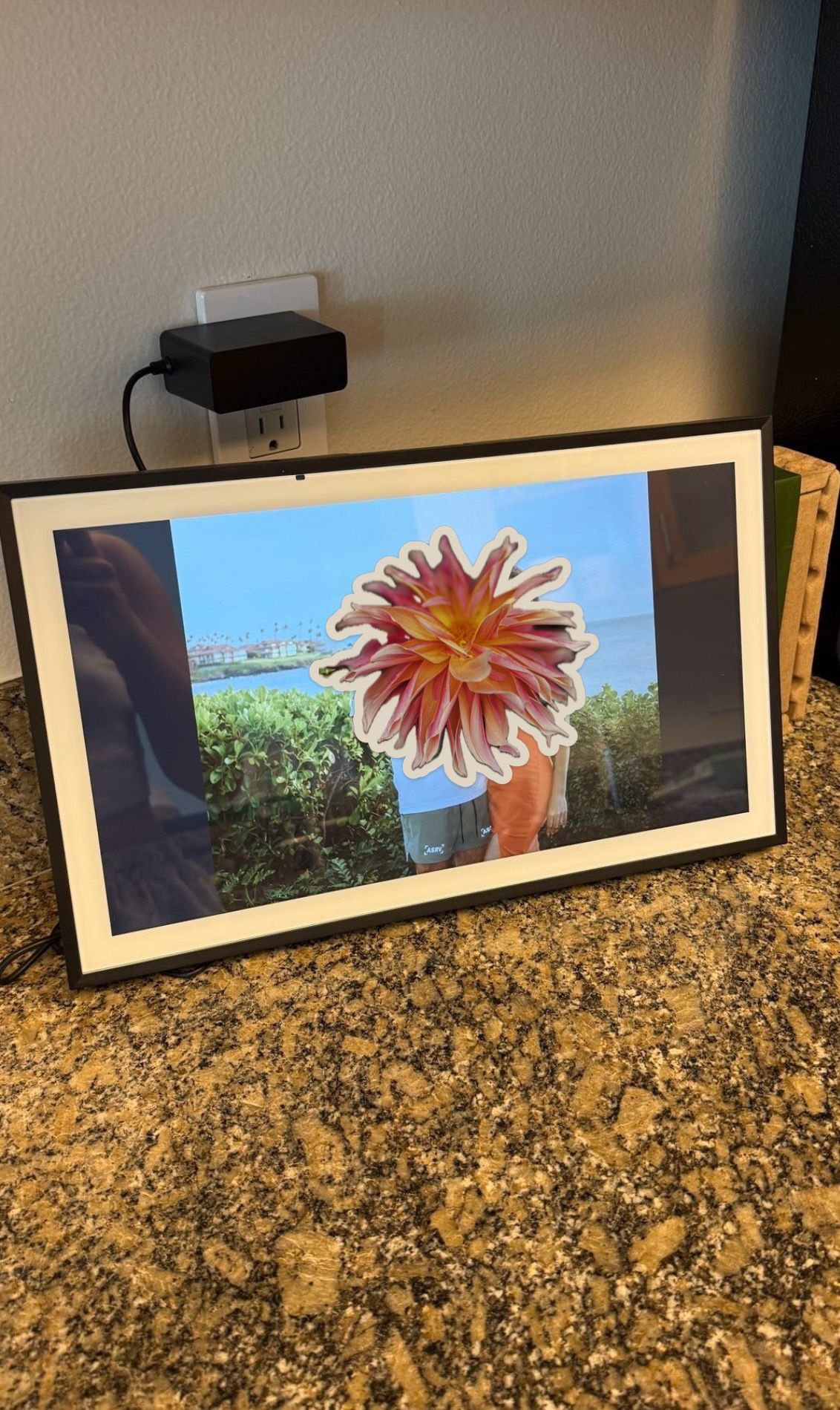 15.6” Digital frame/calendar NEW