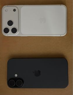 Pristine IPHONEs 17 Pro Max and 17  • Tmobile Locked (both $1450)