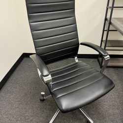 Ergonomic Swivel Desk Chair