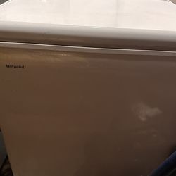 LIFT TOP DEEP FREEZER $150 OBO SMAL/MEDIUM
