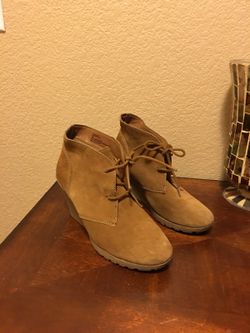 Women’s tan wedge boots