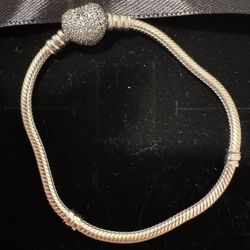 pandora bracelet 