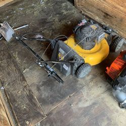 Push lawnmower and trimer 