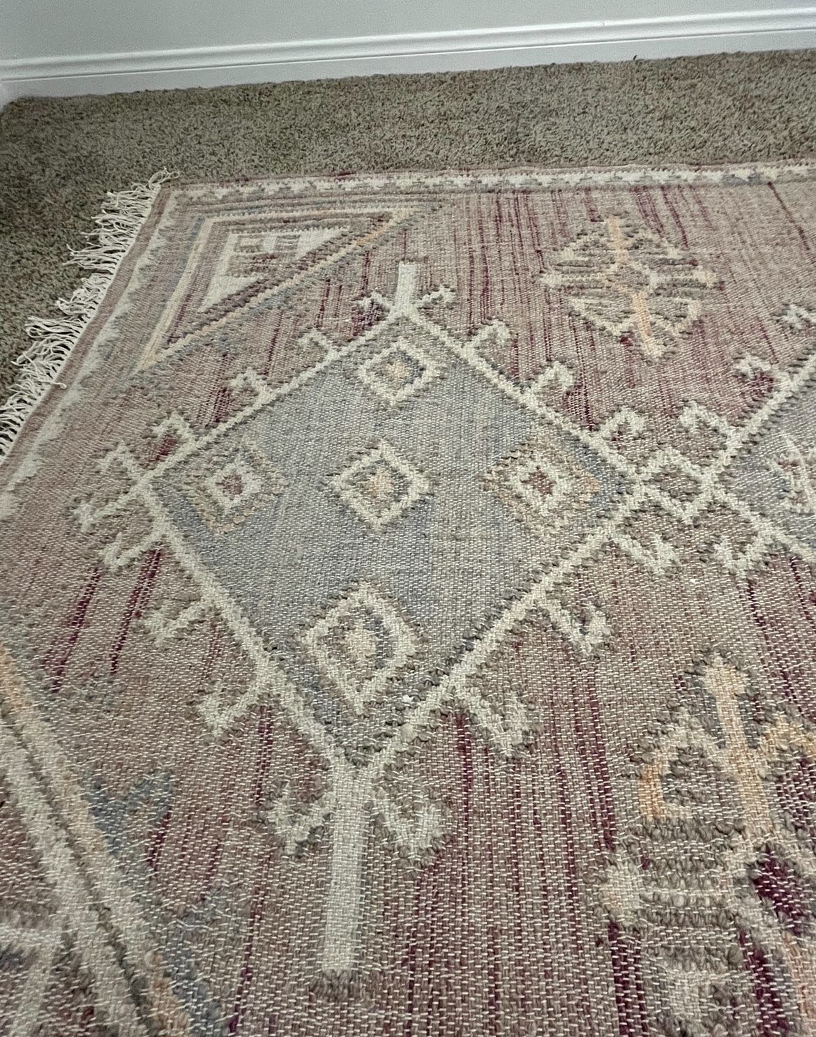 West E*lm Luxe Wool Rug 5x8 Feet for Sale in San Diego, CA - OfferUp