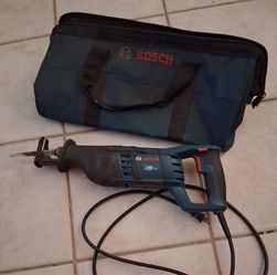 Bosch RS325 Reciprocating Saw w/ Bag *50.00 Firm* Home and Garden Industrial Tools