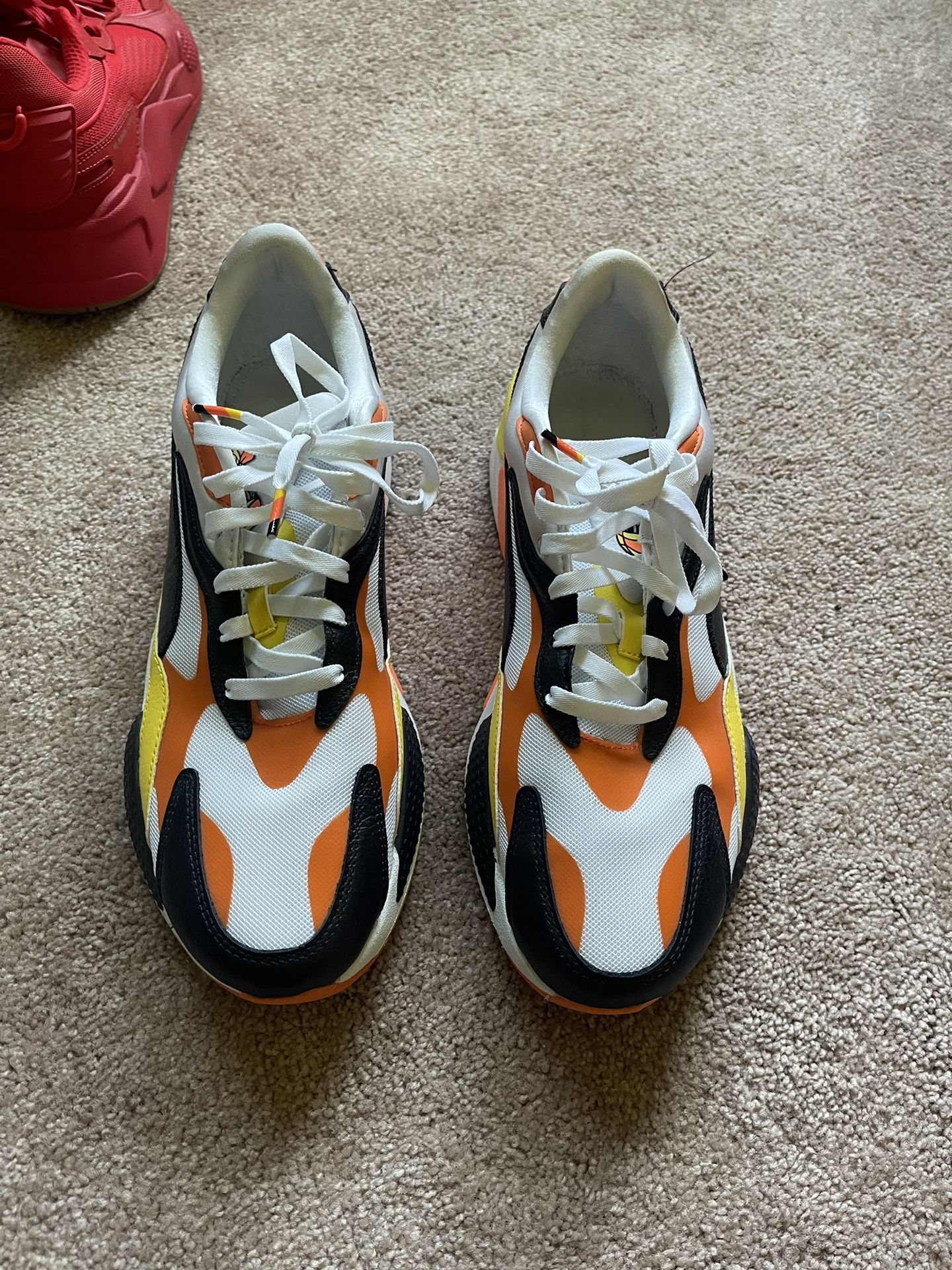 Pumas, Jordans,Addidas, Griffeys Selling All Together