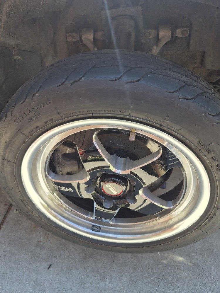 New Weld Ventura 17" skinny wheels and tires