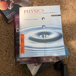 Physics Randall D Knight Paperback