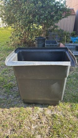 Large Heavy-Duty Plastic Storage Tub