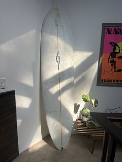 7’6 Fun Surfboard With Leash