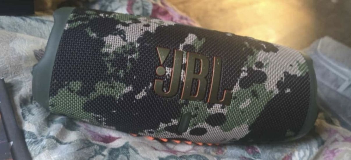 JBL charge 5 Speaker