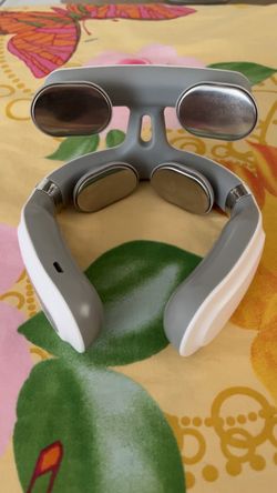 Electric Neck Massager with Heat Pads - vagus nerve