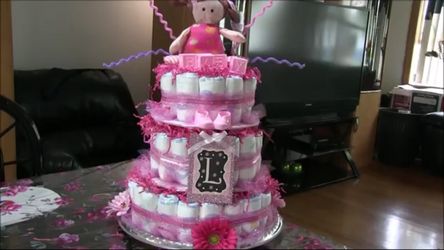 Diaper cake. Pastel de panales.