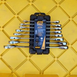 GEARWRENCH
SAE 90-Tooth Combination Ratcheting Wrench Tool Set with Tray (8-Piece)