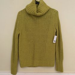 Banana Republic Cable Knit Sweater - Size XS