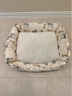 Soft pet bed