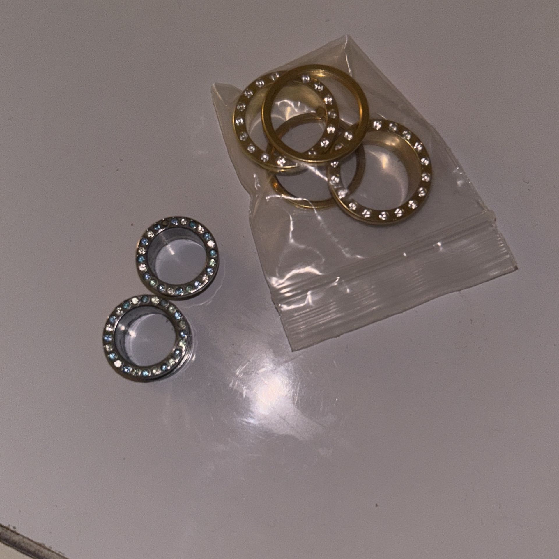 Gages