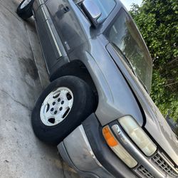 Chevy Silverado 2000 1500 Extended Cab 