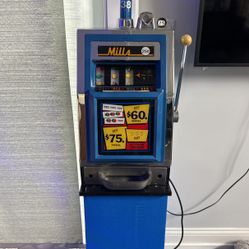 Vintage Slot Machine 