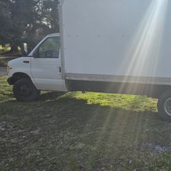 Box  Truck  Great For Storage 