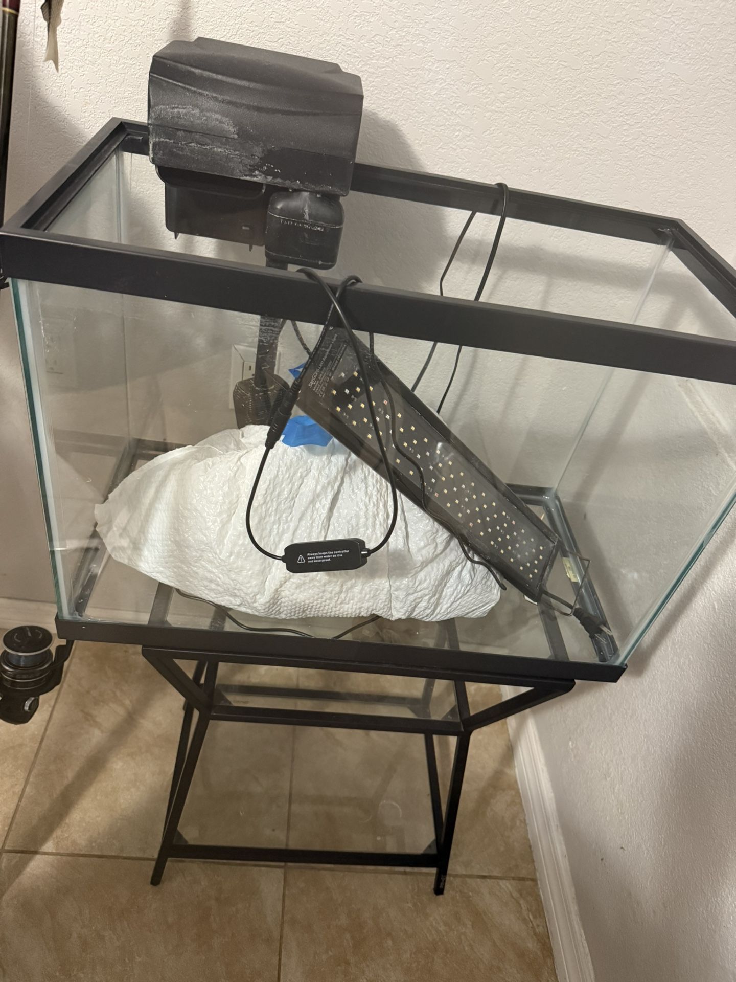Aquarium all inclusive filter lights and more