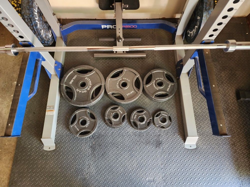 Olympic Bar And Weights for Sale in West Sacramento, CA OfferUp