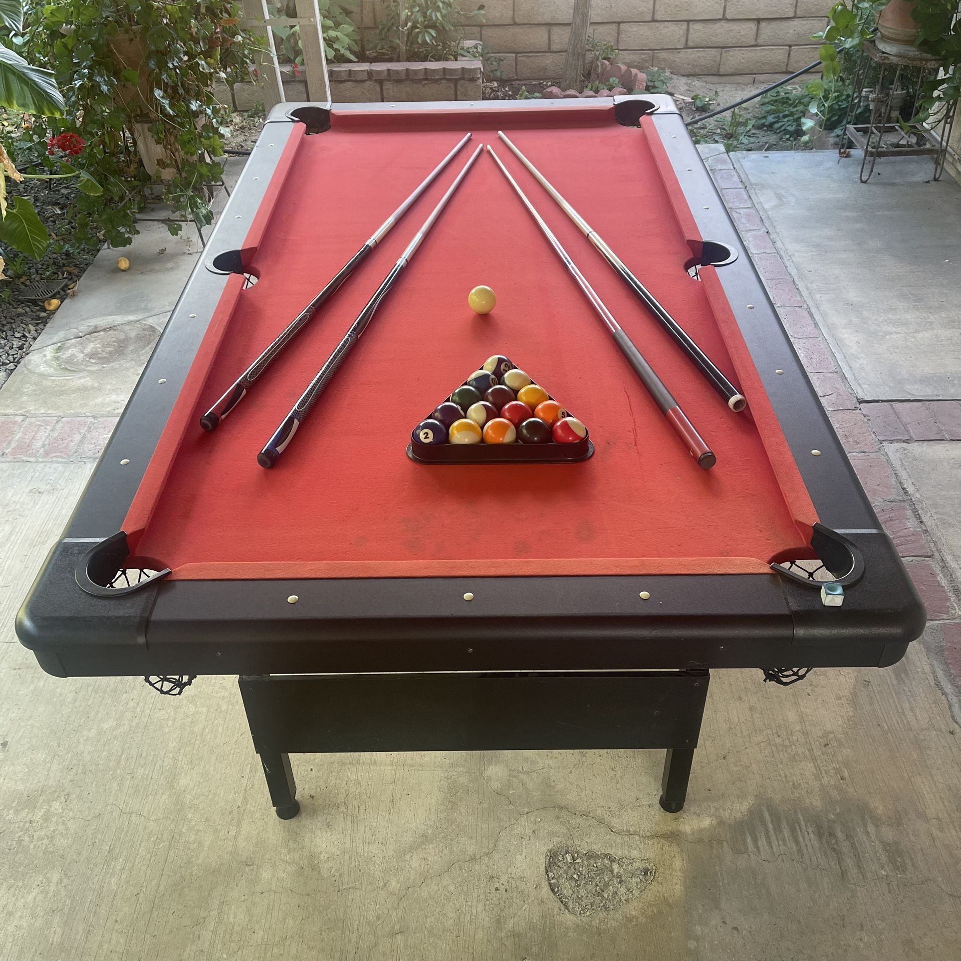 Red Pool Billiards Table + Balls + 4 Pool Sticks (4'x7'x2.5')