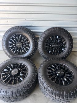 Chevy Silverado 2500/3500 Z71 Factory Wheels