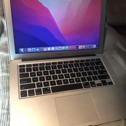 MacBook Air 13” i5 8GB 128GB flash drive  w/ charger, mOS Monterey in great cond $179 firm price 