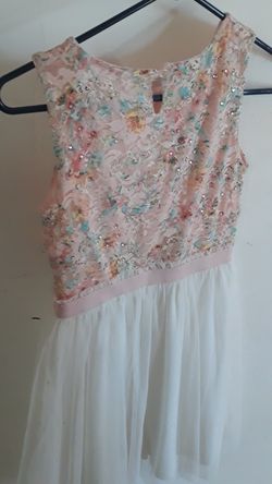 Girls dress