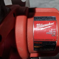 Milwaukee Saw