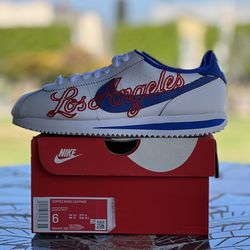 Nike Cortez Los Angeles (Size 6 In Men )