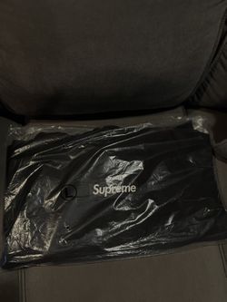 Supreme Box Logo Sweater 